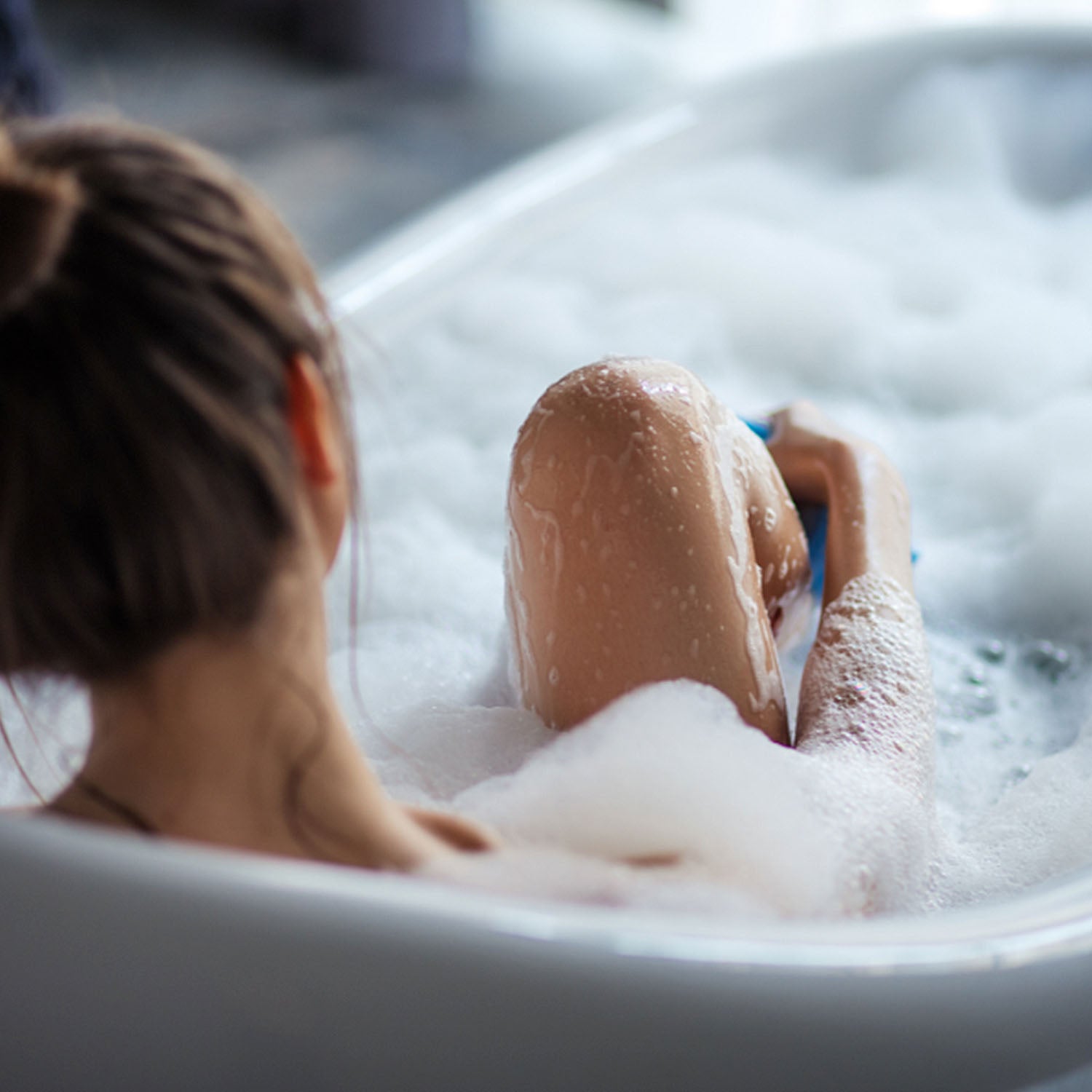 A holistic guide to healthy skin: solutions for common problems and the power of dermocosmetics